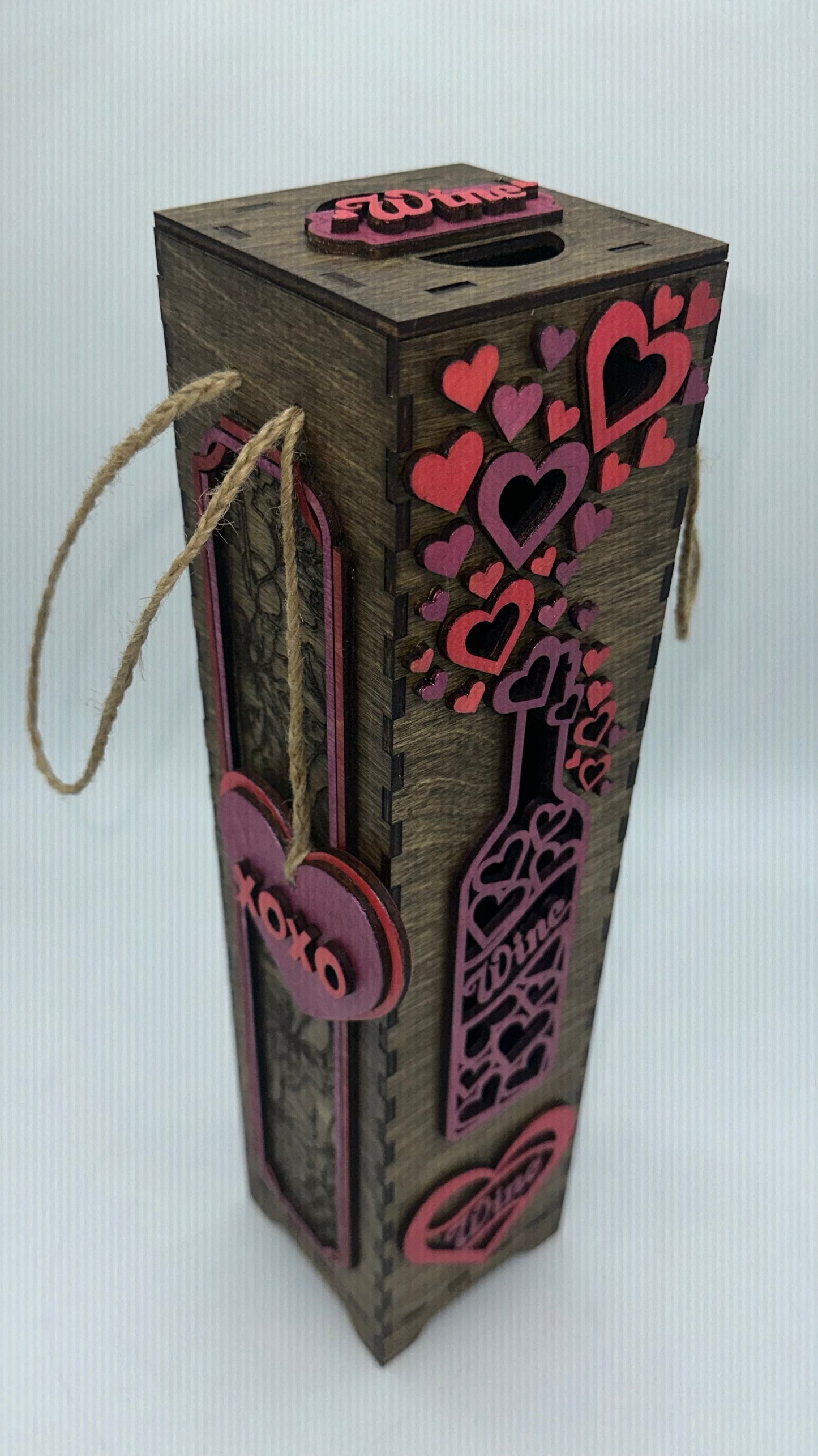 Original Heart Wood Wine box w/ Charm